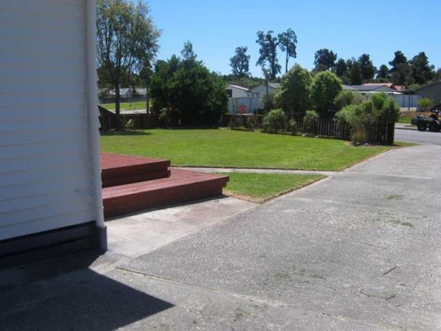 16 Pauareka Road Haast_3