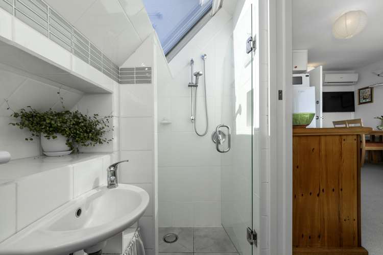 25 Roderick Street Otumoetai_10