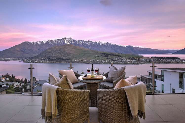 23 Olivers Place Queenstown_27