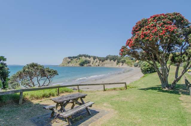 1459 Whangaparaoa Road Army Bay_3