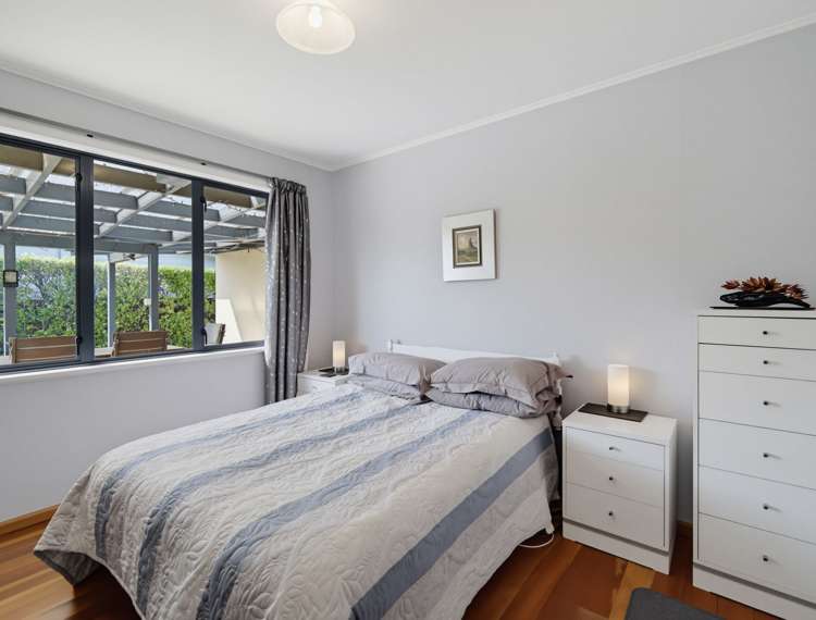 202 Whirinaki Road Bay View_11