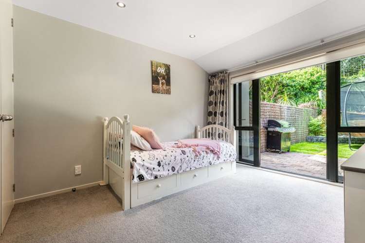 5/8 Tobago Place Sunnynook_13