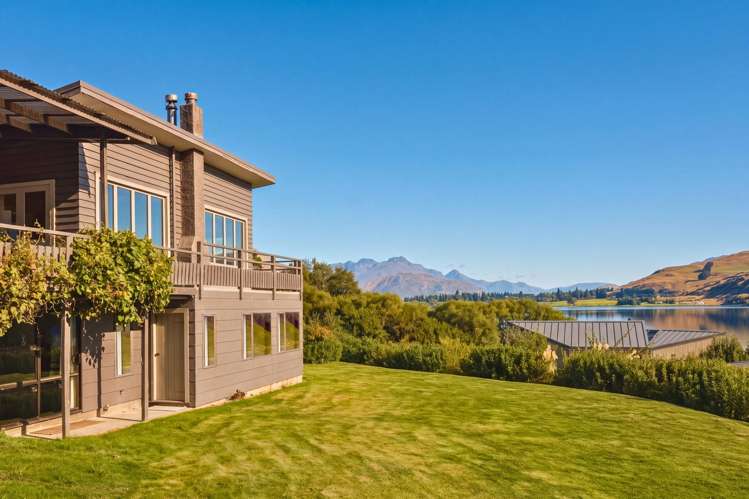 57 Arrowtown-Lake Hayes Road Lake Hayes_17