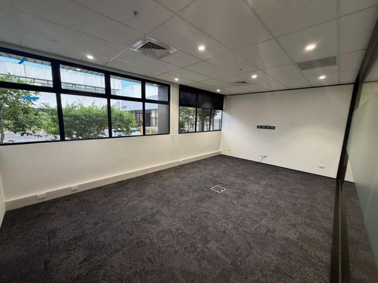 55 Constellation Drive Rosedale_16