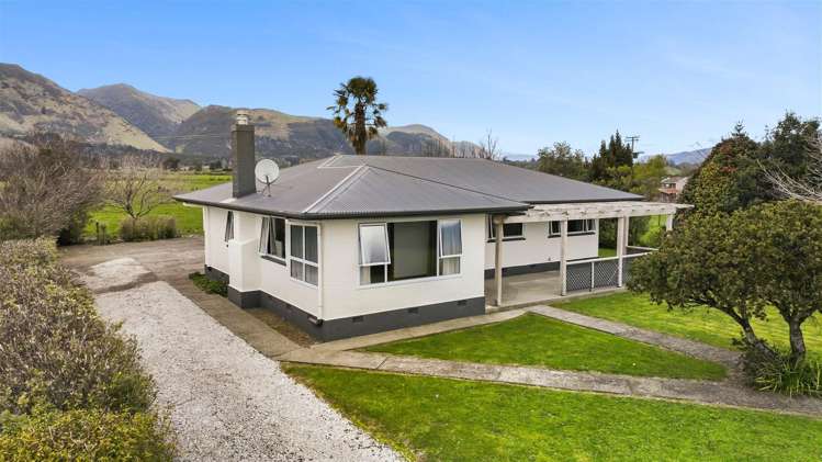 208 Abel Tasman Drive Takaka_14