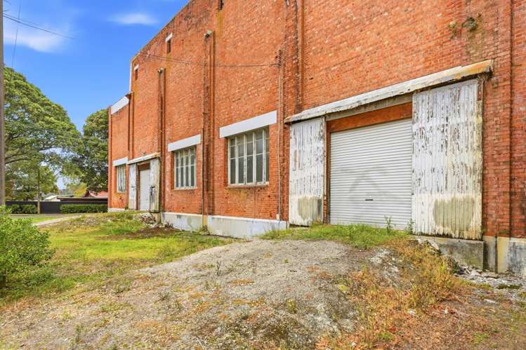 42 Bedford Avenue Gonville_19