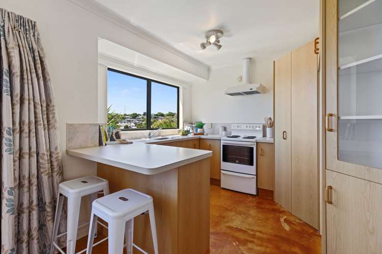 9a Lawson Place Hairini_11