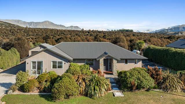 Immaculate family home with space to enjoy