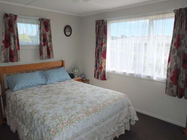 46 Maudes Road Deborah_4