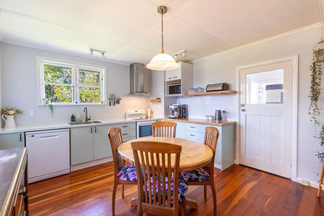 44 High Street Eketahuna_3