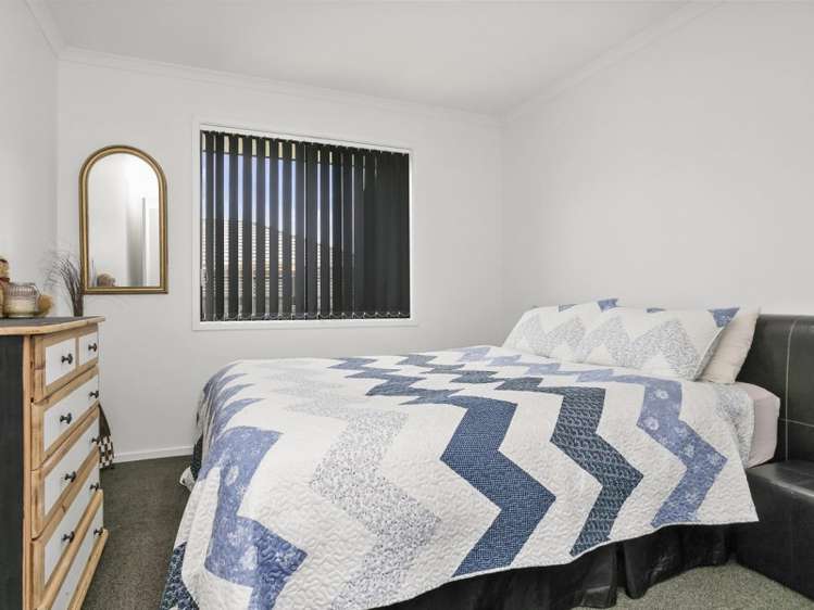 38 Pengover Avenue Leamington_11