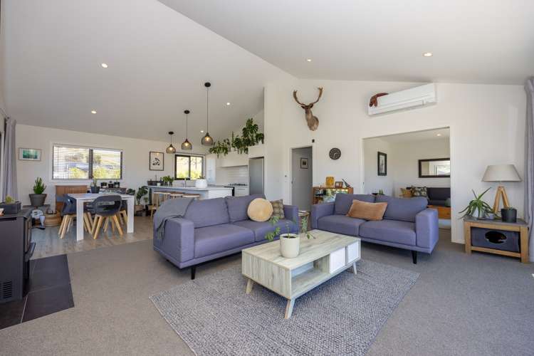 1 Sorrel Street Albert Town_2