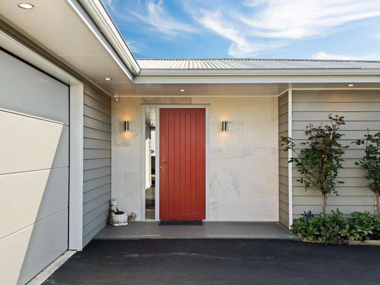 17 Awa Toru Drive_3