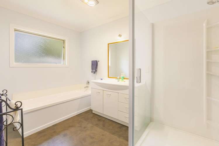 345 White Road Waipawa_12