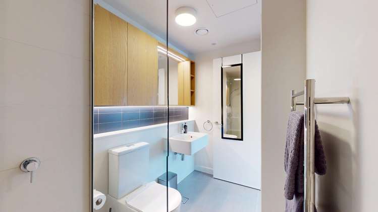 808/161 Victoria Street 2185_8