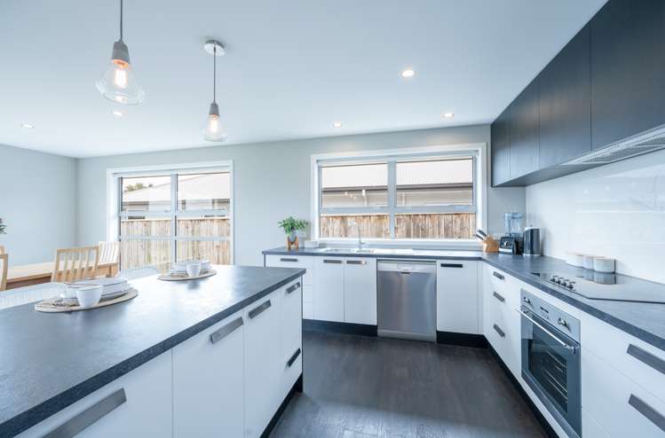 1 Concordia Drive Richmond_4