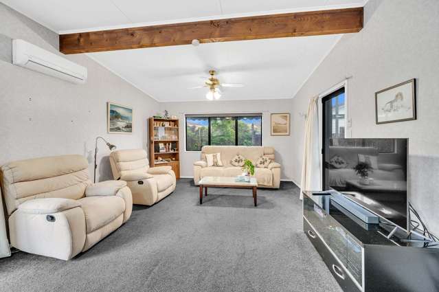 2/17 Townshend Crescent Greenmeadows_4