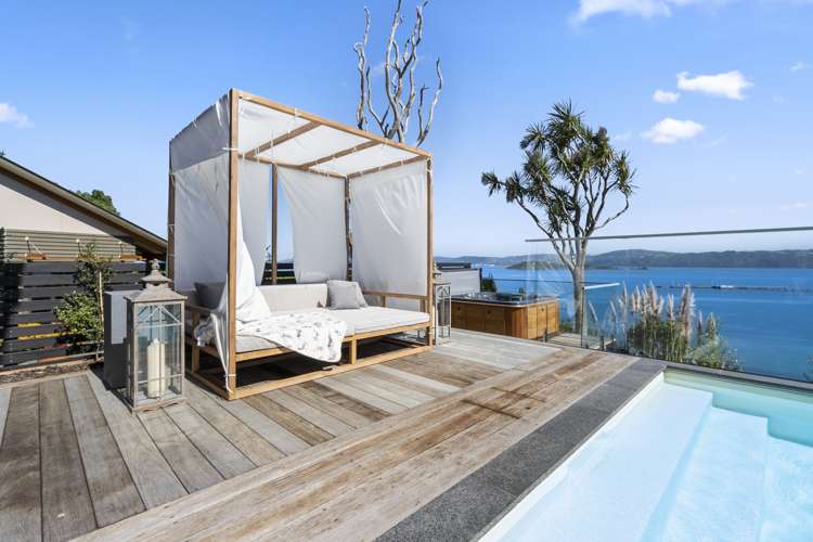 33 Waitohu Road York Bay_32