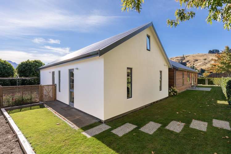 2 Bridesdale Drive Lake Hayes Estate_20