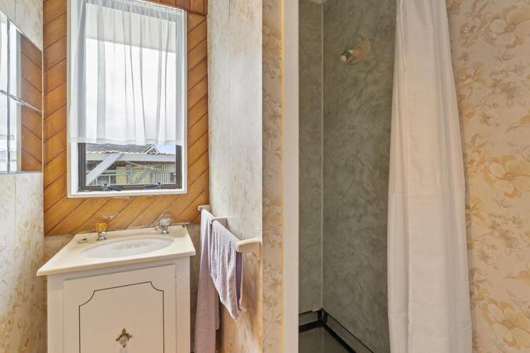 15 Hewson Crescent Otaki Beach_8