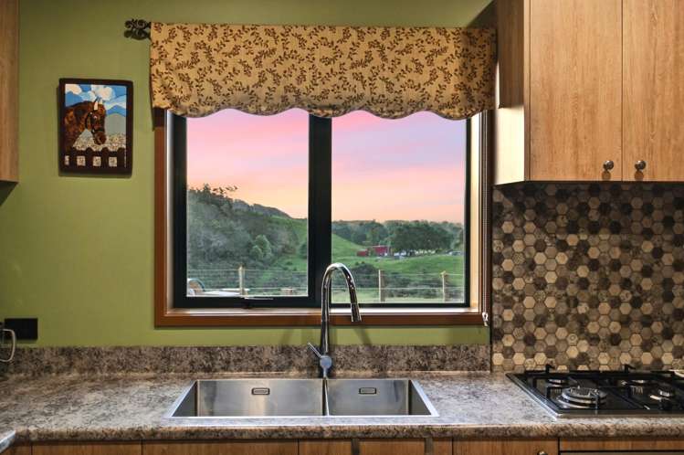 23 Edwin Road Karangahake_15