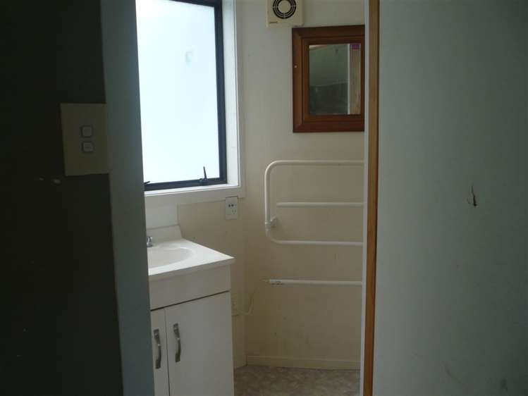 80 Connaught Street Blockhouse Bay_8