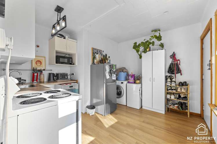32 Sheen Street Roslyn_11