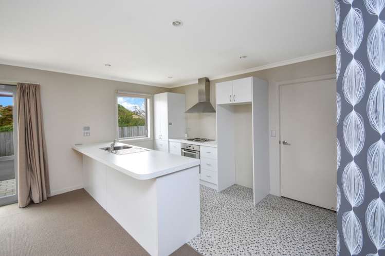 66f Law Street Caversham_6