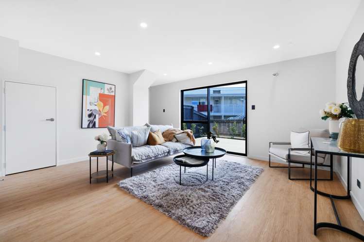 1/114 Coronation Road Mangere Bridge_11