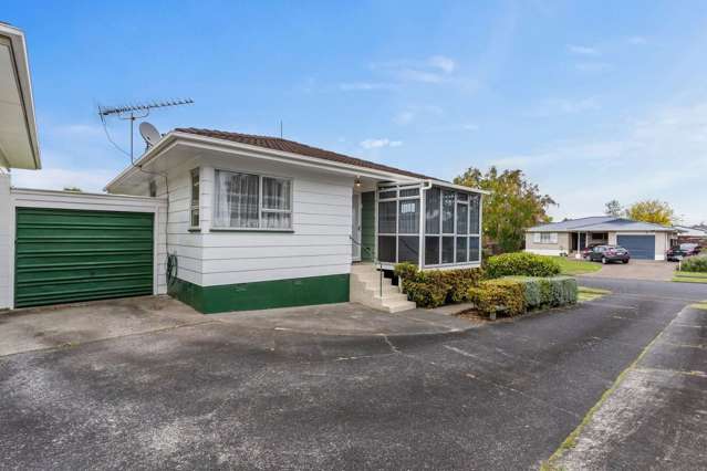 3-BEDROOM HOUSE (WEYMOUTH)