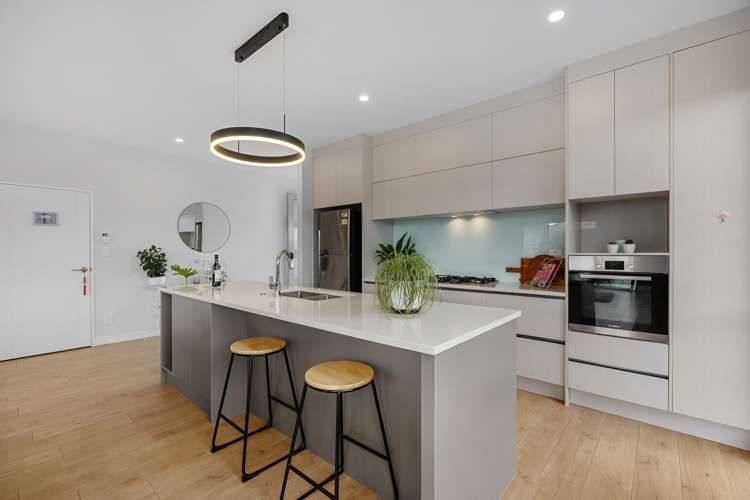 3 Tararua Street Massey_2