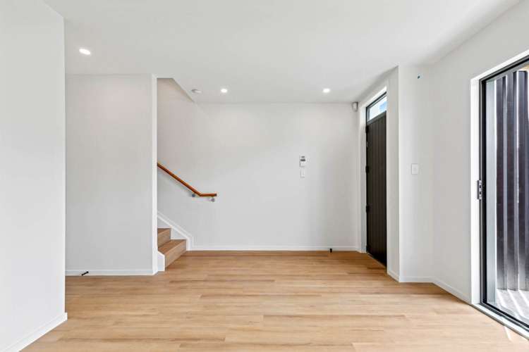 72 Wallace Road Hobsonville_16