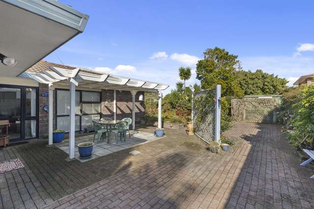 9 Crampton Court Orewa_2