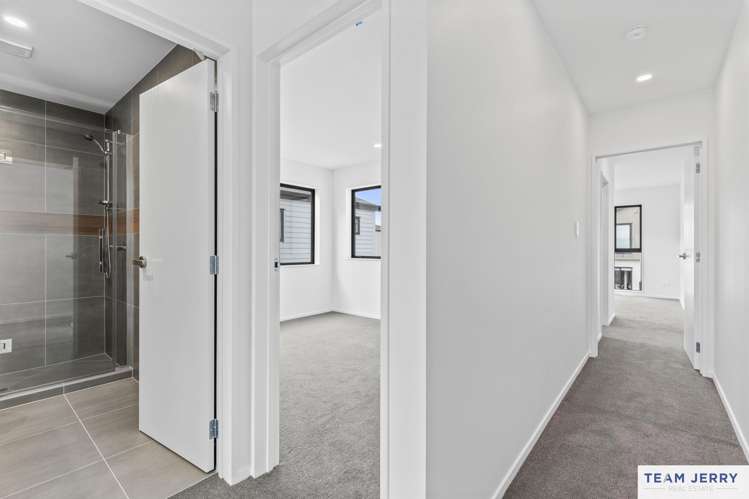 49 Whare Kauri Road Takanini_8