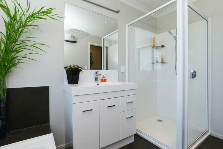 5 Bellerby Lane Maraekakaho_15