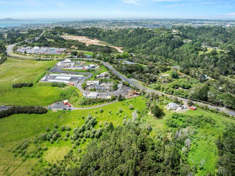 1201 East Coast Road Redvale_12