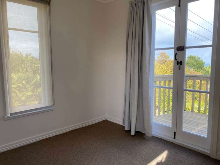 51 Roberts Road Matakatia_22