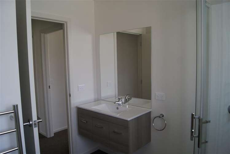 10 Camborne Crescent Blenheim Central_9