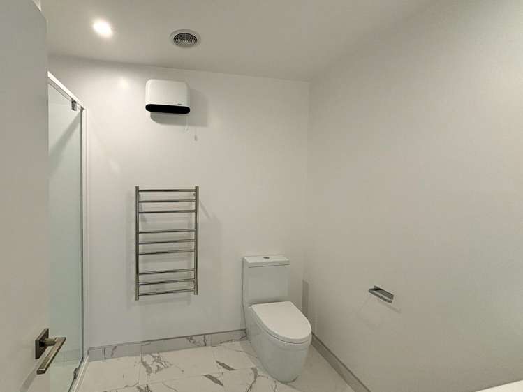 2/218 Lyttelton Street Spreydon_11