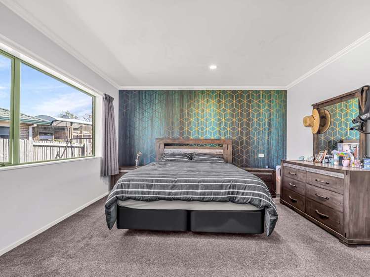 17 Barry Road Waihi_14