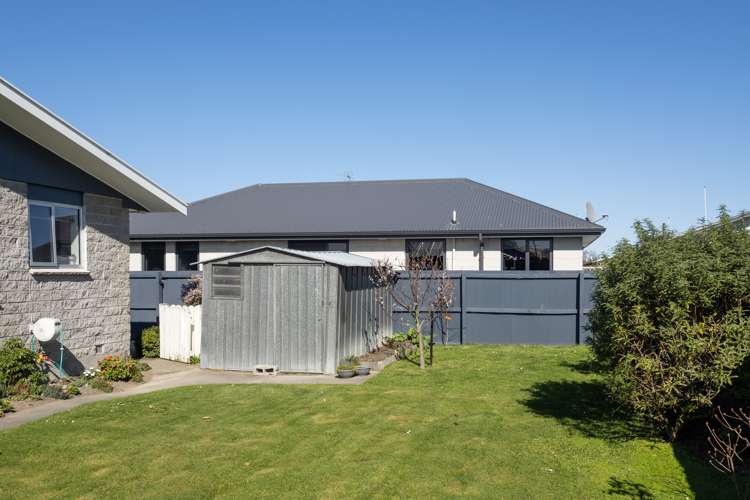2/65 William Street Ashburton_29