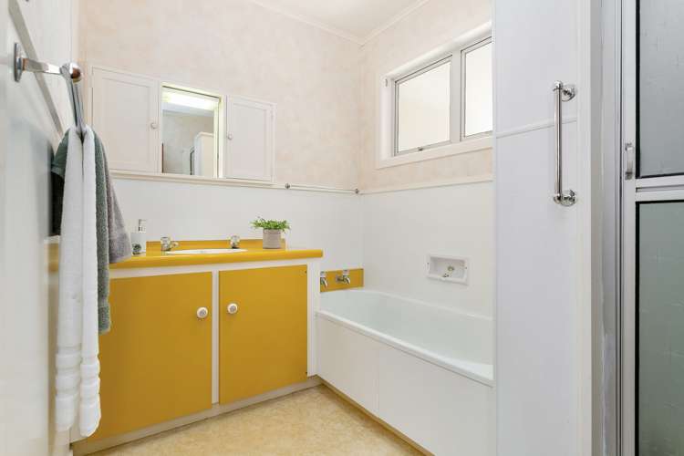 8 Woodstock Crescent Leamington_12