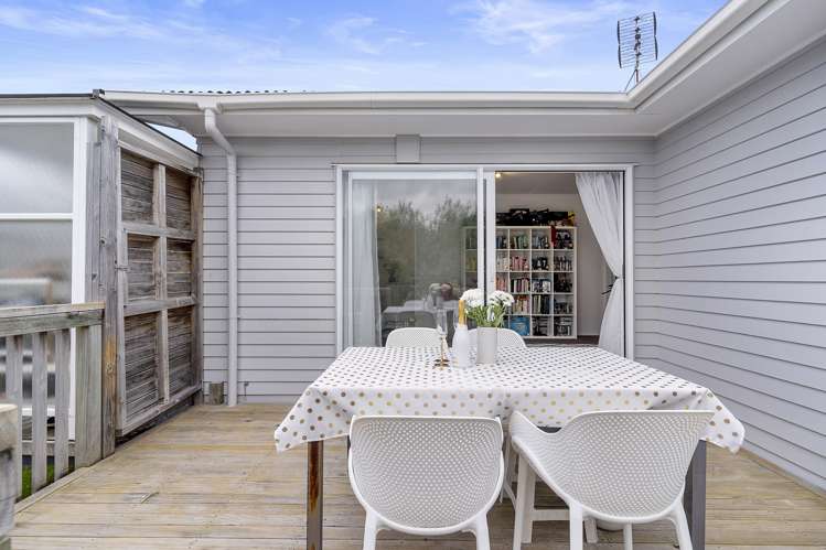 1/7 Chivalry Road Glenfield_12