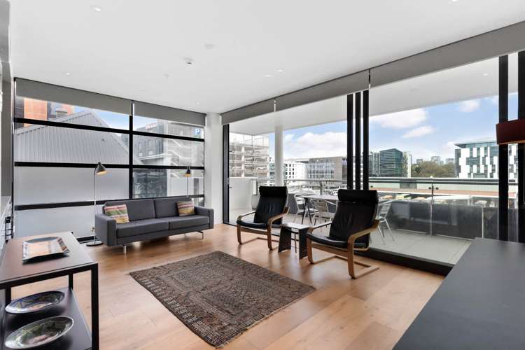 310/141 Pakenham Street West_1