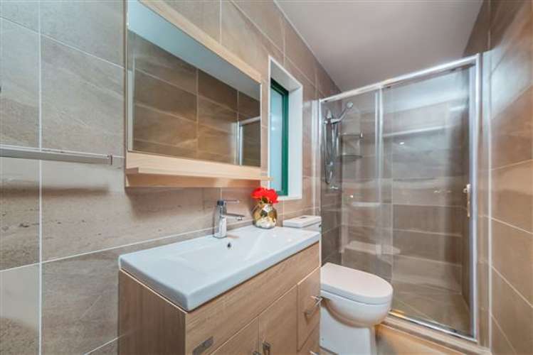 34 Eastland Road Flat Bush_17