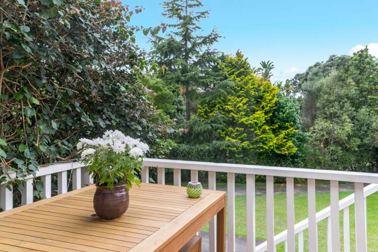 12 Tirimoana Road Te Atatu South_11