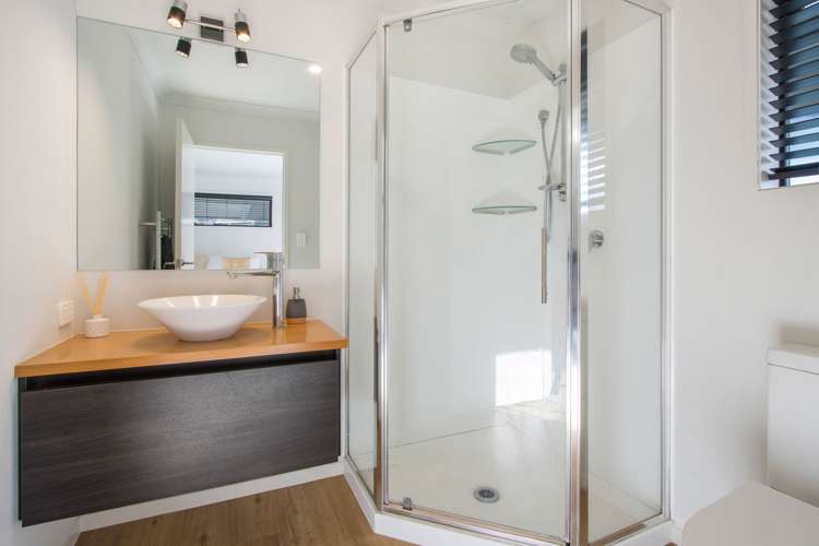 6 Shoreview Close Omokoroa_15