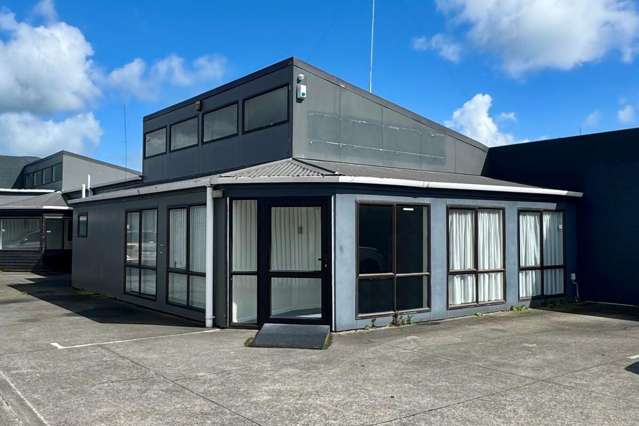 140sqm Industrial Space in Palmerston North