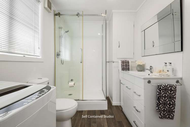 1/21 Bonito Place Bayview_18