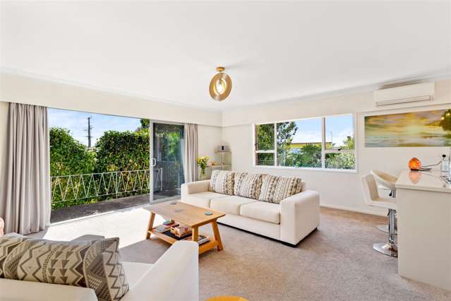 2/4 Evelyn Place Hillcrest_4